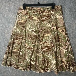 Banana Republic Women Size medium Paisley Print Knee Length‎ Flare Skirt